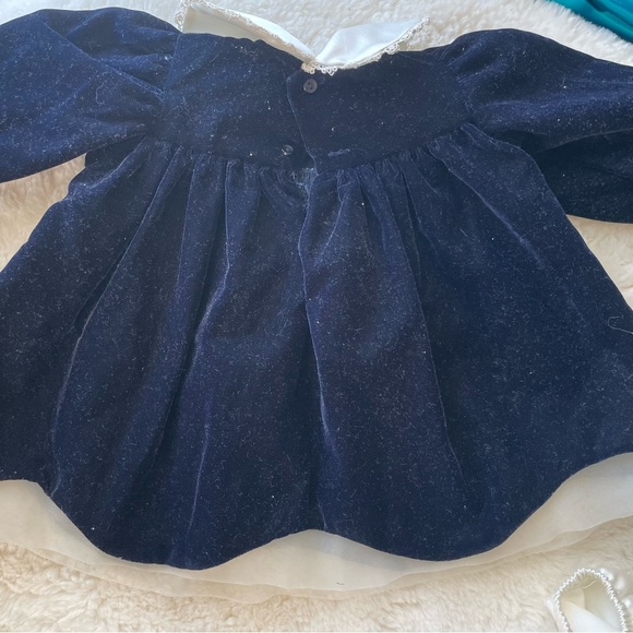 Peaches n’ Cream velvet dress - Picture 5 of 5